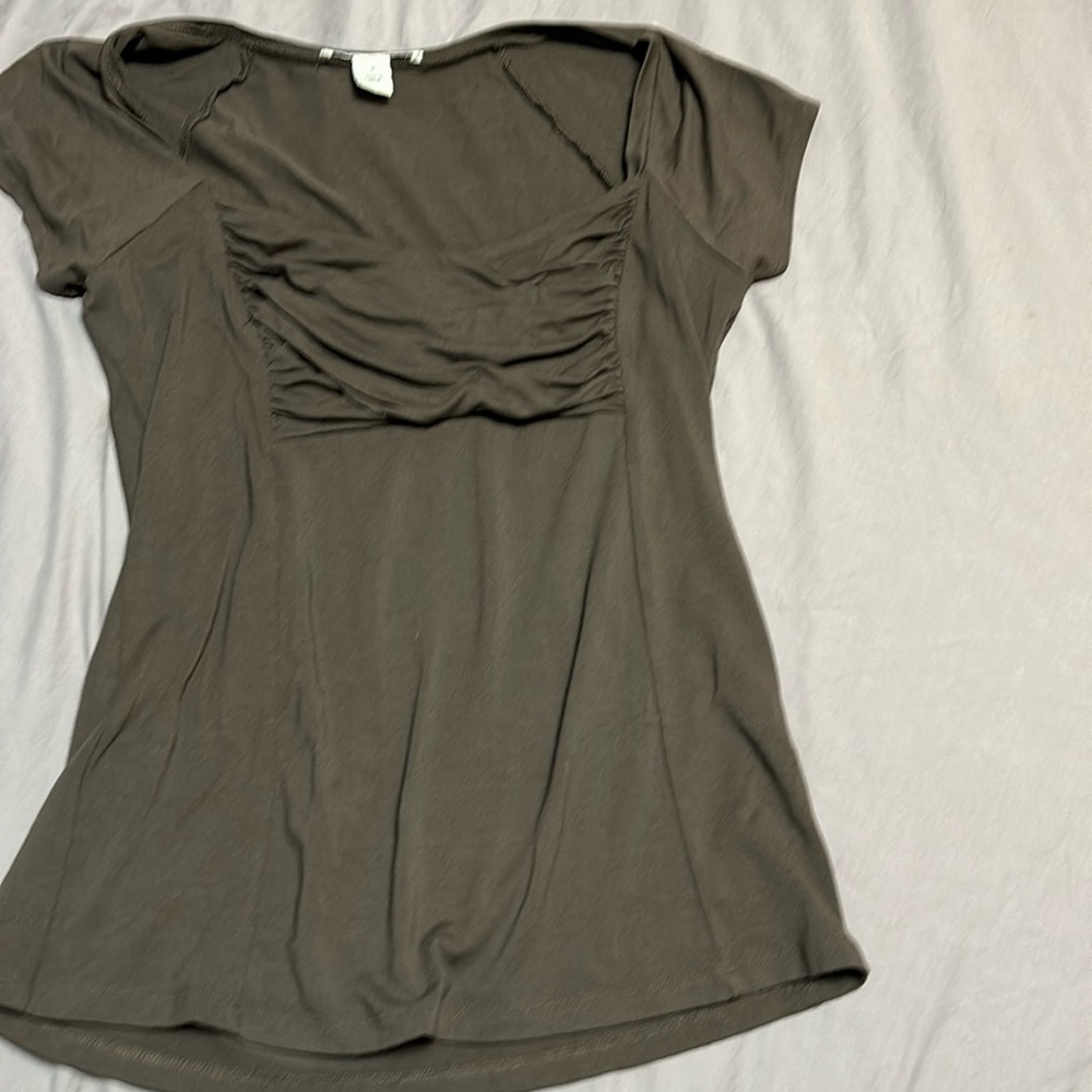 Brow small shirt